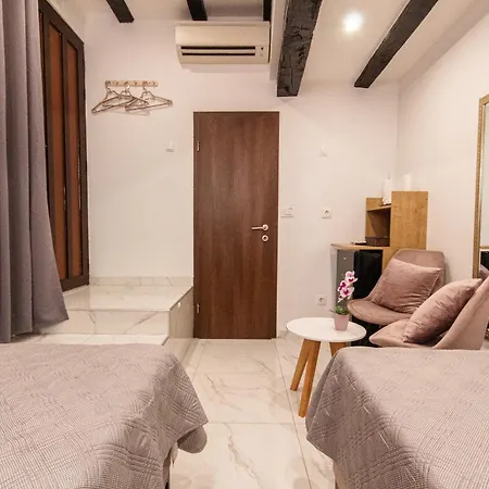 Adam In The Old Town, 2 Single Beds Apartamento *